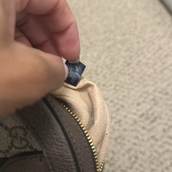 AUTHENTIC Gucci cross body with gold chain - Picture 8 of 9